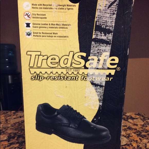 Men’s Black Work/Casual shoes.
